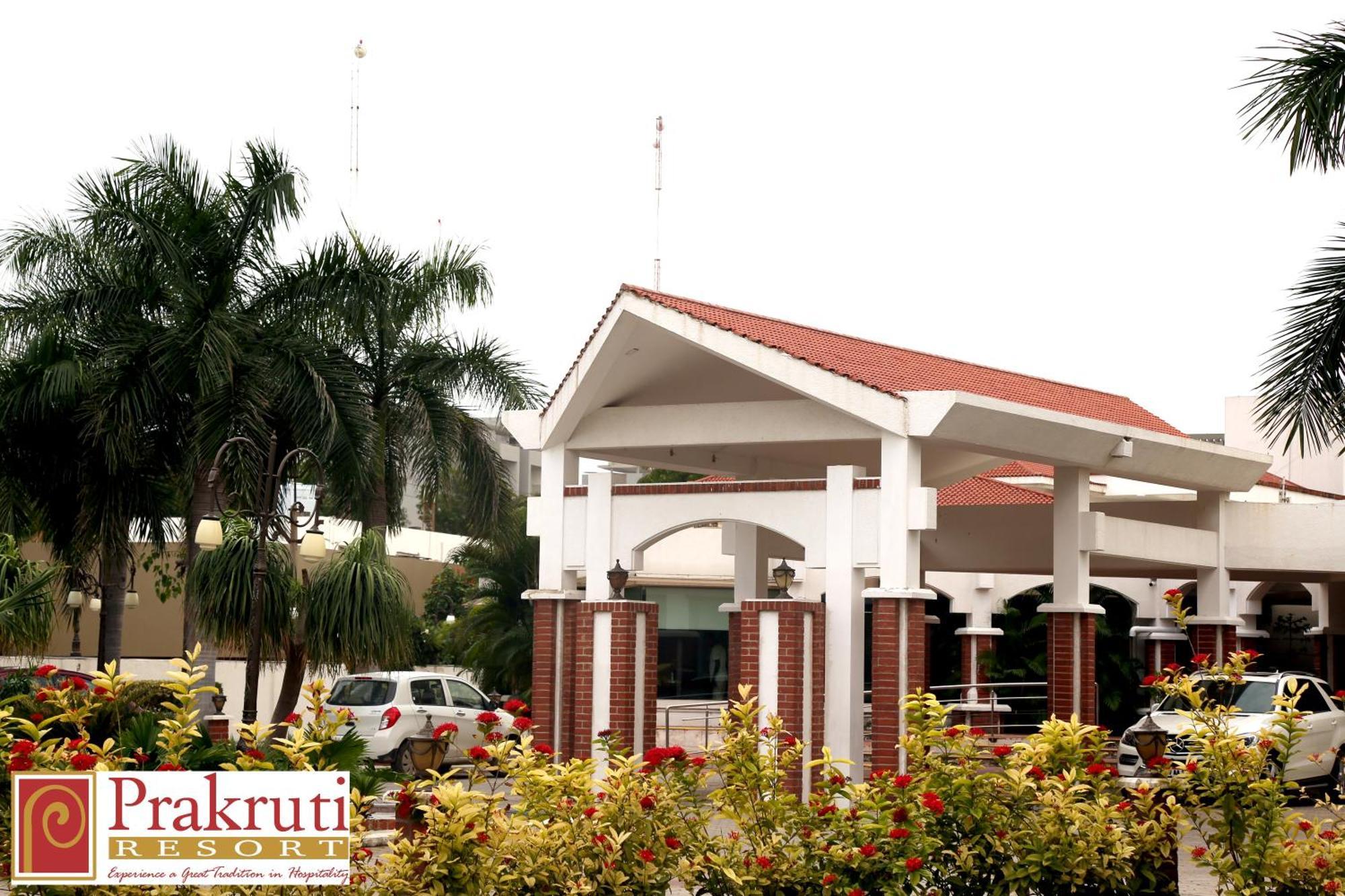 Prakruti Resort Вадодара Экстерьер фото