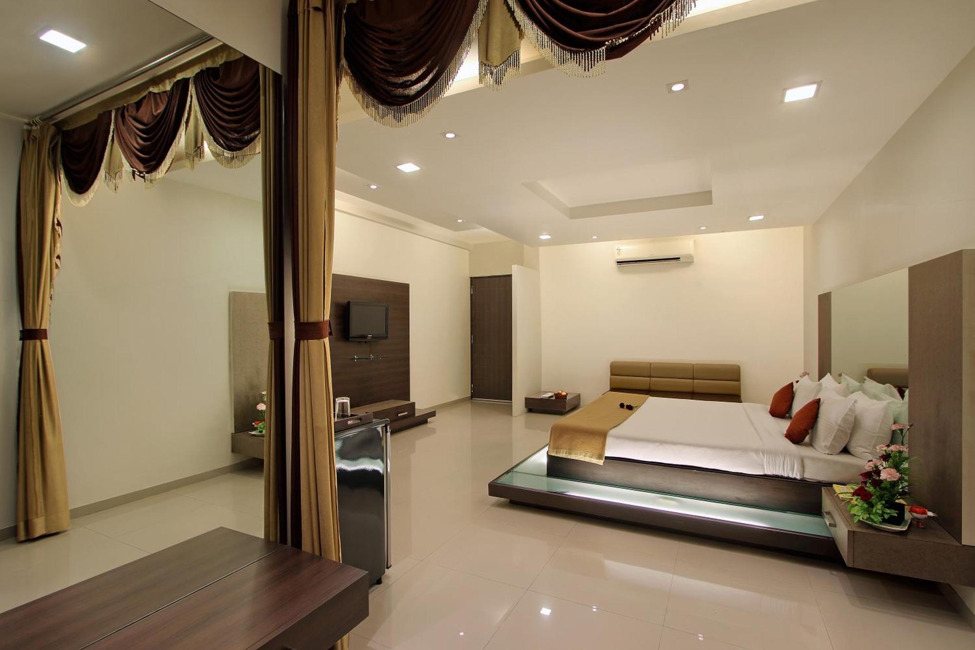 Prakruti Resort Вадодара Экстерьер фото